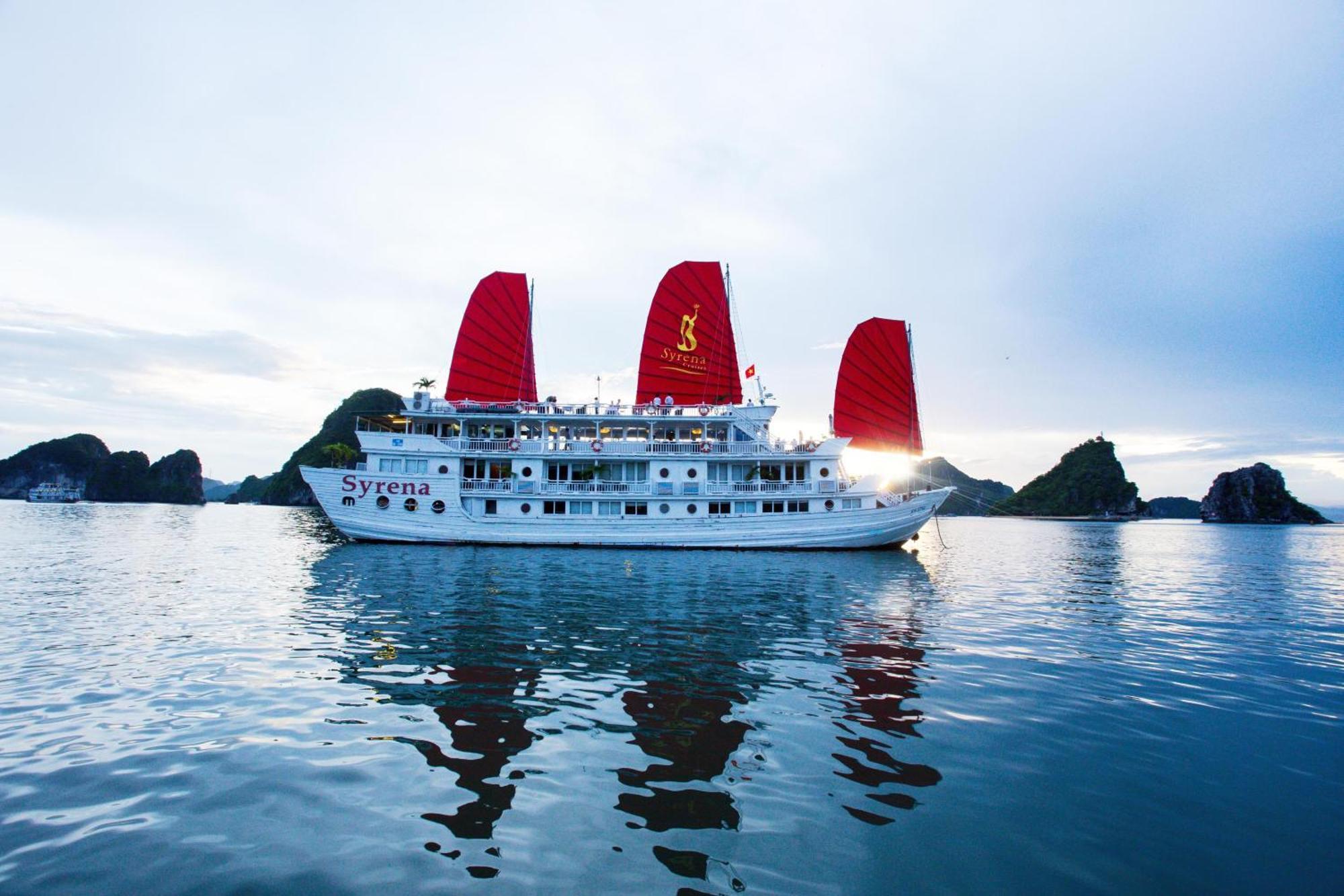 Syrena Cruises Hotel Ha Long Exterior photo