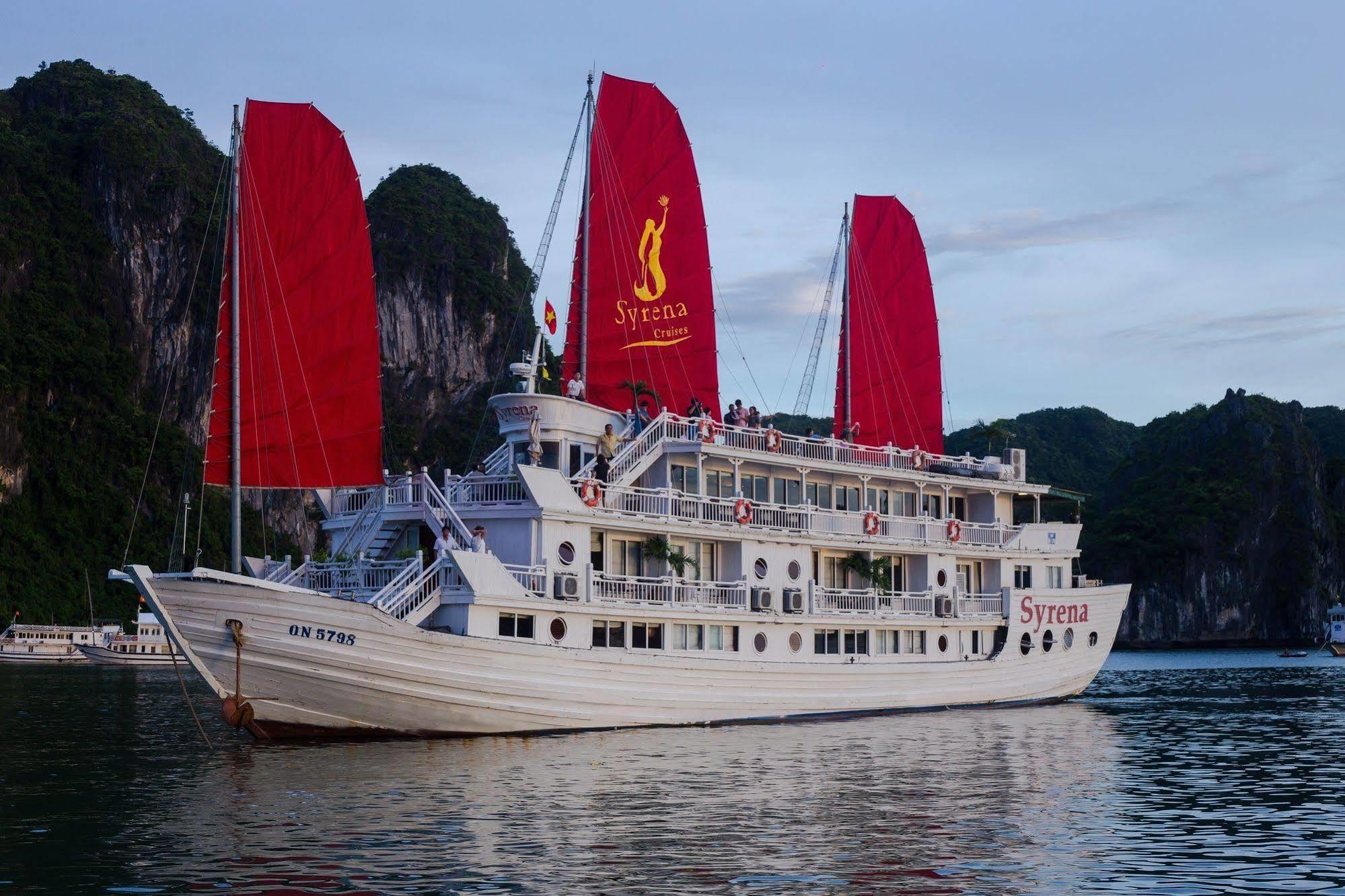 Syrena Cruises Hotel Ha Long Exterior photo