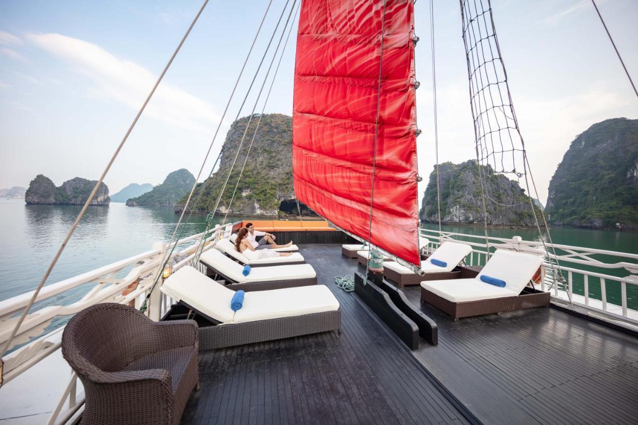 Syrena Cruises Hotel Ha Long Exterior photo