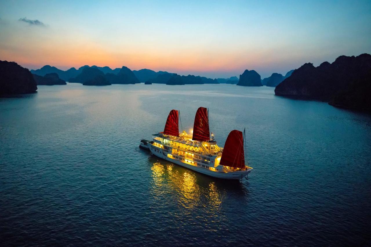 Syrena Cruises Hotel Ha Long Exterior photo