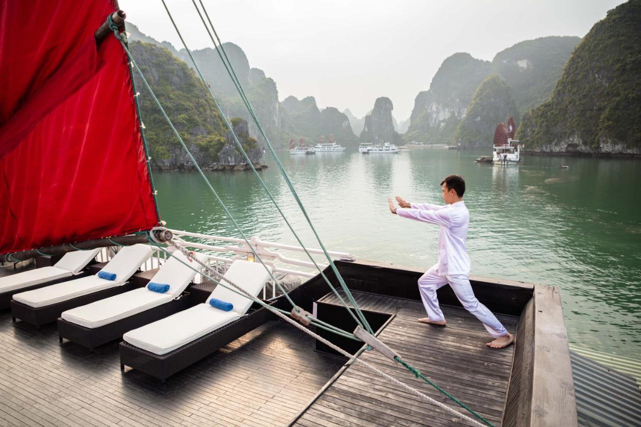 Syrena Cruises Hotel Ha Long Exterior photo